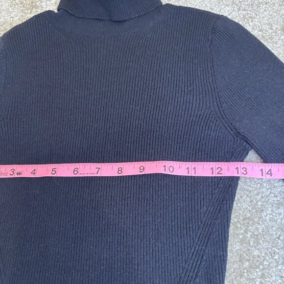 Abercrombie and Fitch Soft AF Ribbed Black Sweater Bodysuit Women’s Medium - Picture 5 of 8